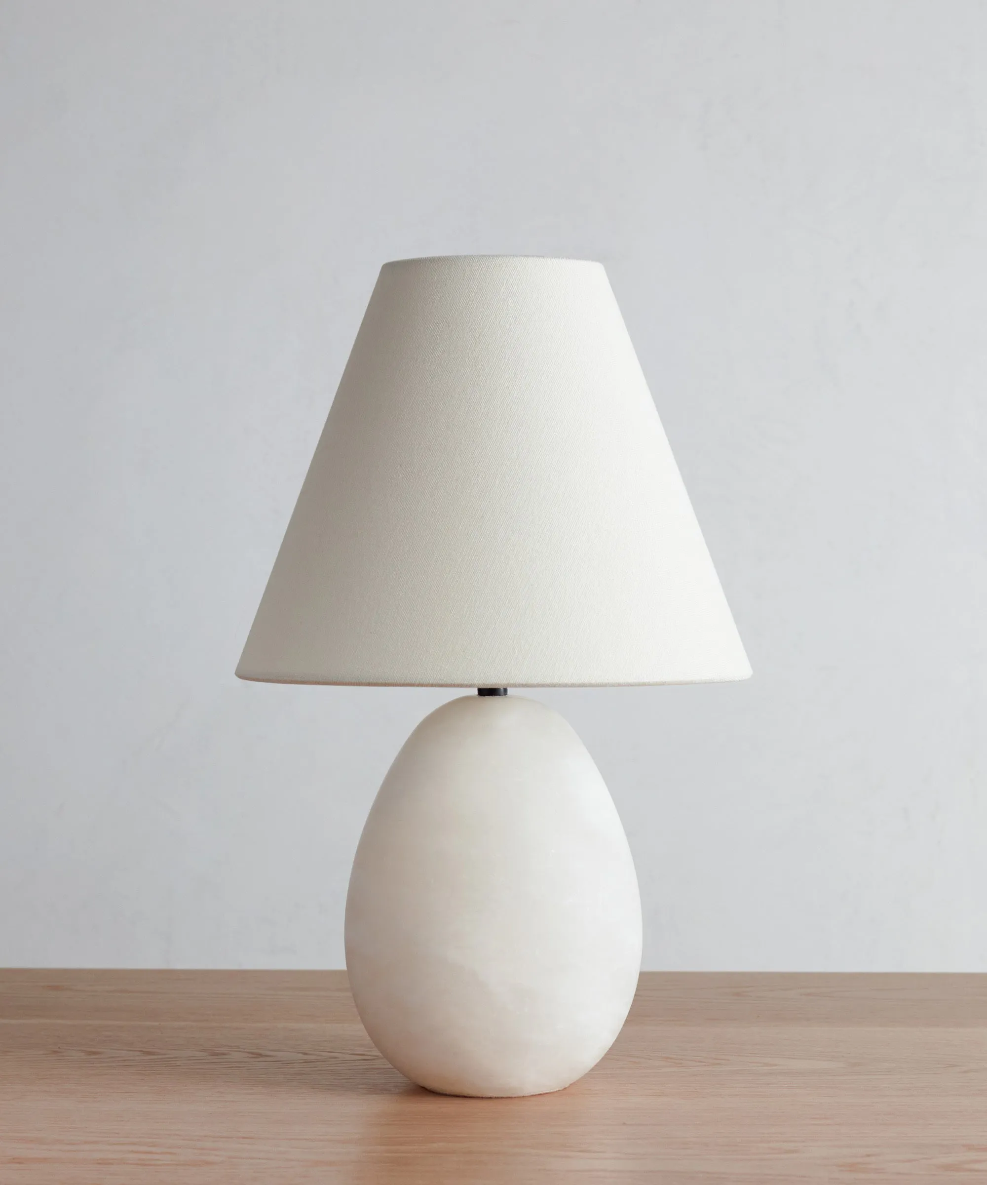 Droplet Alabaster Table Lamp