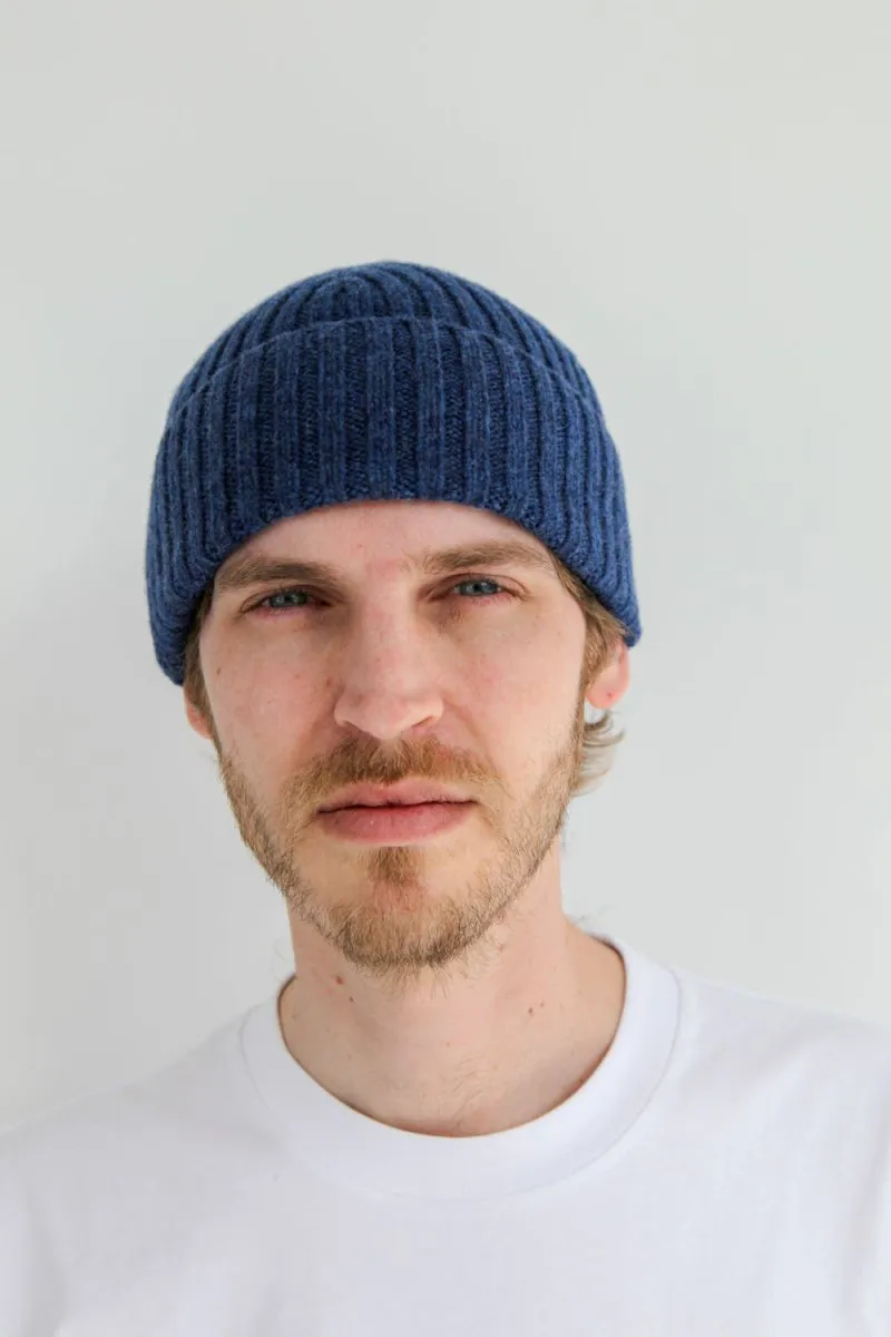 Half Dozen Super-Soft Lambswool Fisherman Beanie (Rhapsody Blue)