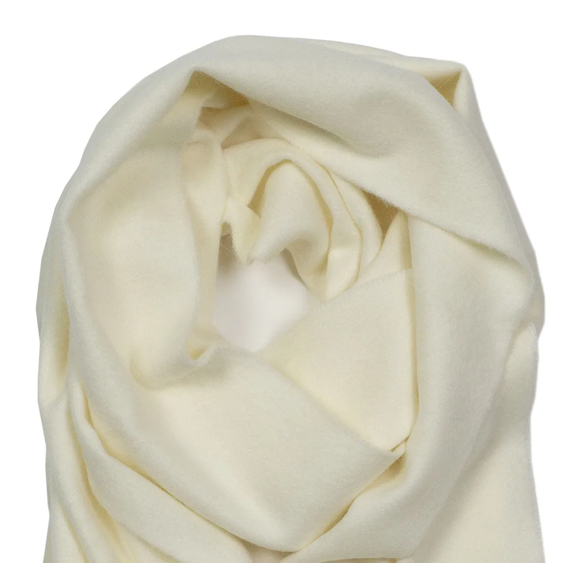 "Jura" lambswool/angora scarf in Winter White color