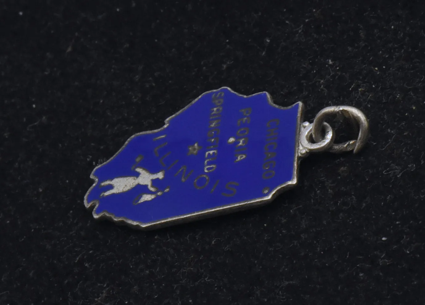 Wells - Vintage Illinois Sterling Silver and Enamel Souvenir Charm